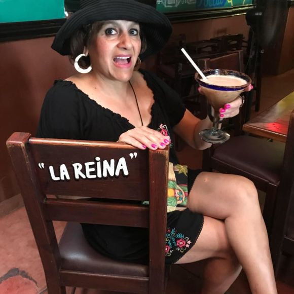 Meet your Posher, Marta - Picture 1 of 1